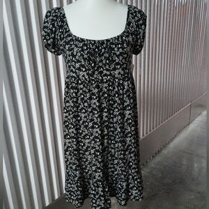 SO Black and White Floral Dress